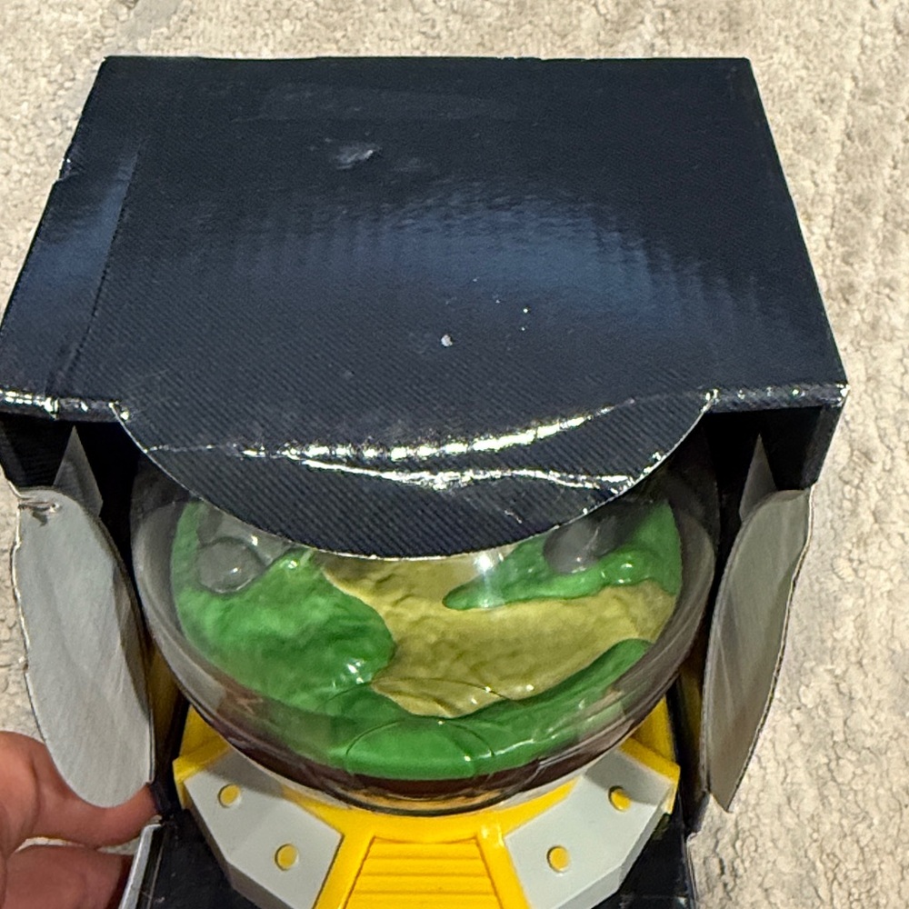 New PKMN Globe 2021 Pokemon Pikachu Illuminated Terrarium 5" tall light glows - Picture 7 of 8